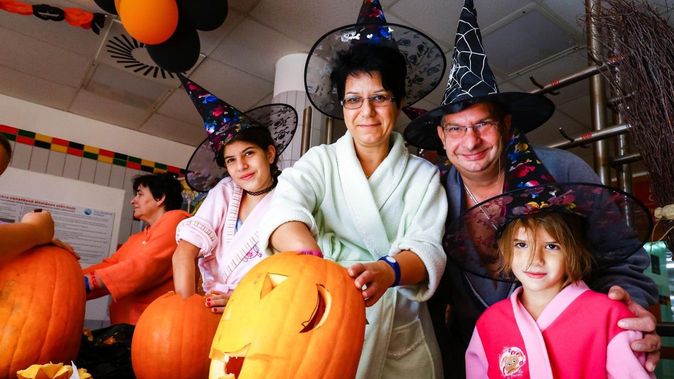 Színes programokkal várták a családokat a zalakarosi fürdőben