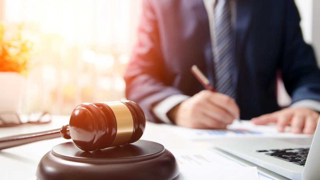 Engedély nélkül tartott puskákat a zalakarosi férfi, aki azzal száz kilós szarvast lőtt ki