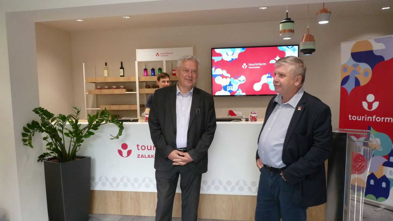 Megújult környezettel, de a régi vendégszeretettel vár mindenkit a karosi Tourinform-iroda