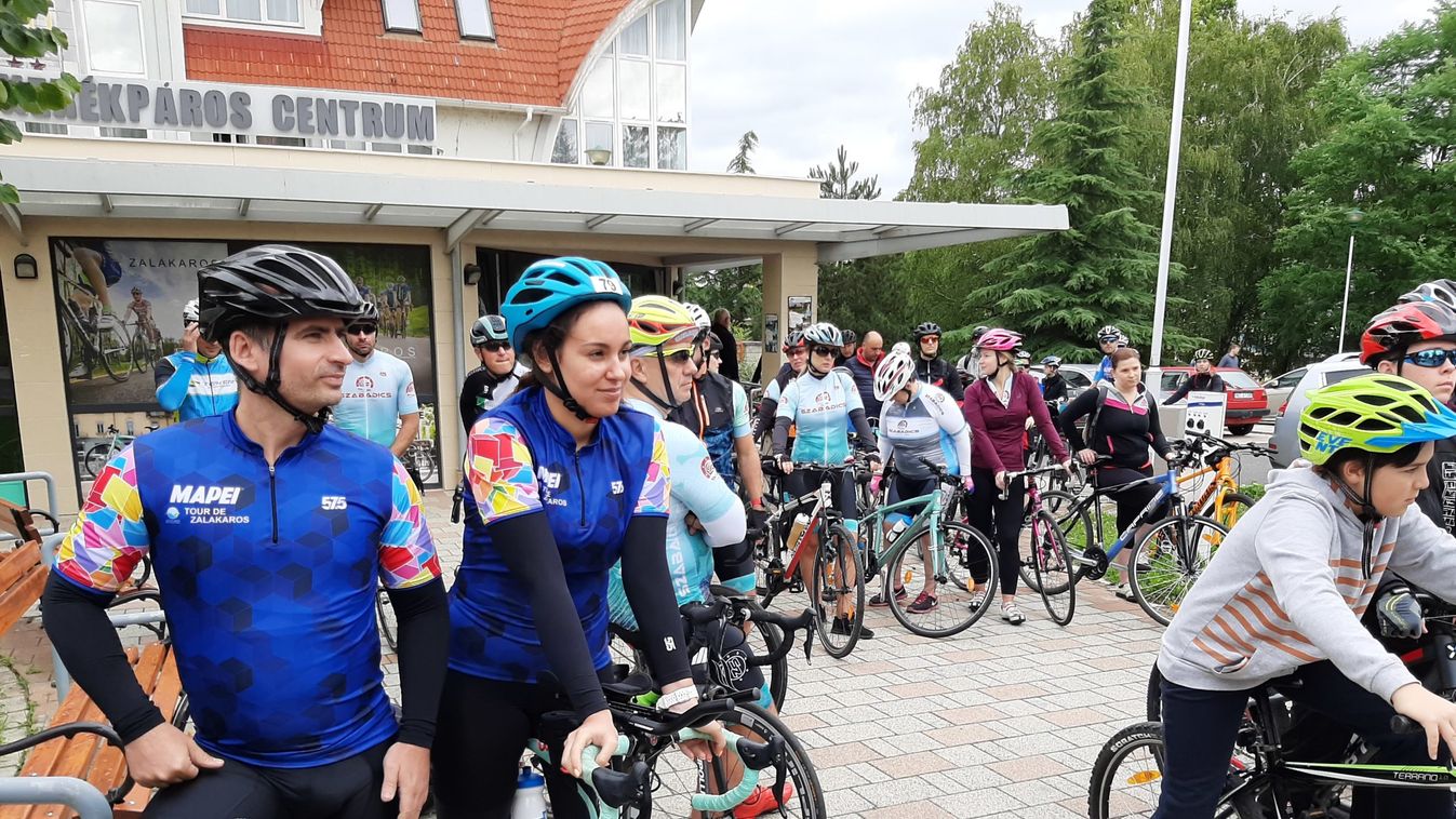 A kerékpárosok 50 vagy 35 kilométert tekertek, a Kis-Balaton szépségeit fedezték fel