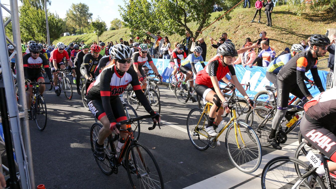 Ezernél is többen voltak a Mapei Tour de Zalakaroson