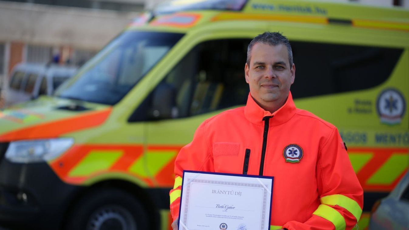 Iránytű-díjjal tüntették ki a kanizsai mentőápolót, Both Gábort