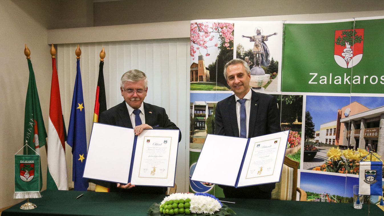 Megújították a harminc éve kötött megállapodást Zalakaroson