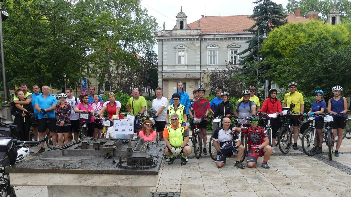 Három határon átívelő kerékpáros túrát szerveztek a Zalai Tekergők