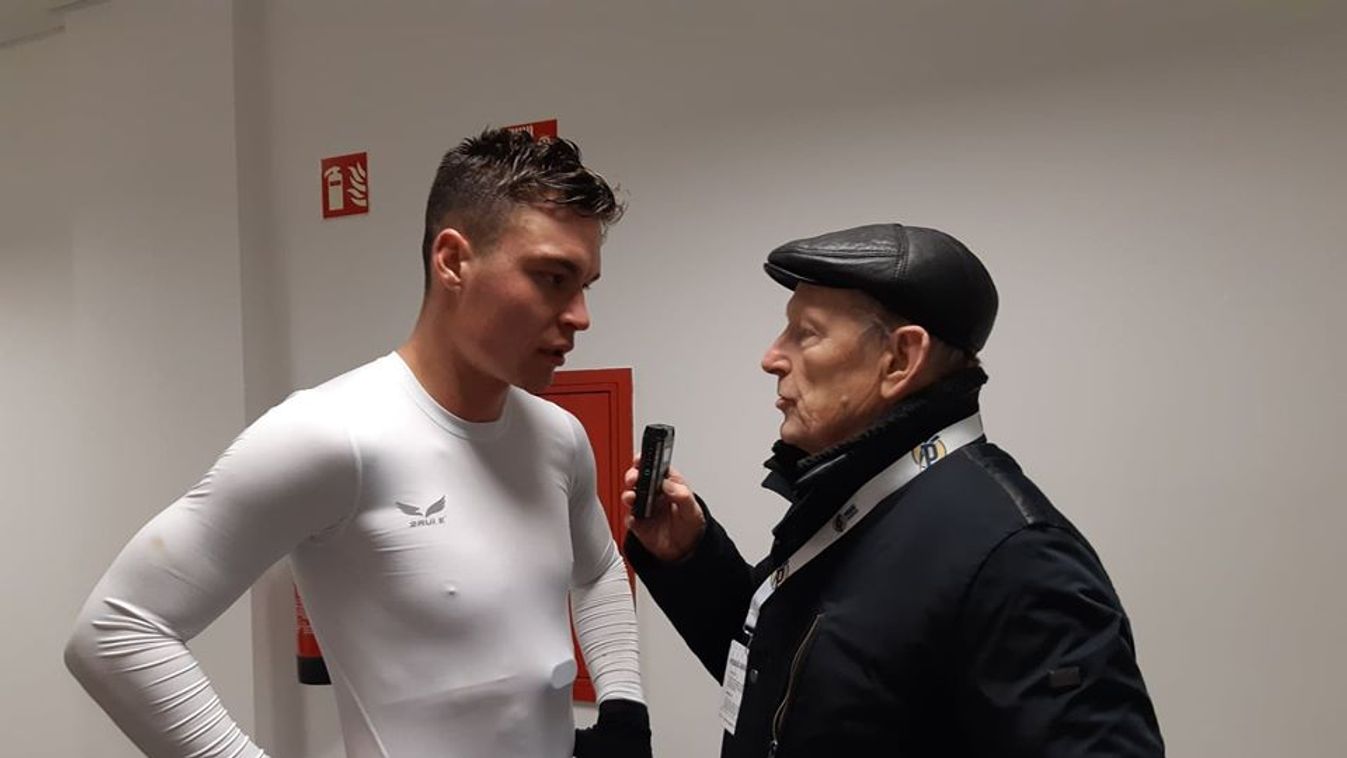 80 éves Novotny Zoltán, aki a ZTE történetének első NB I-es mérkőzését közvetítette a Magyar Rádióban