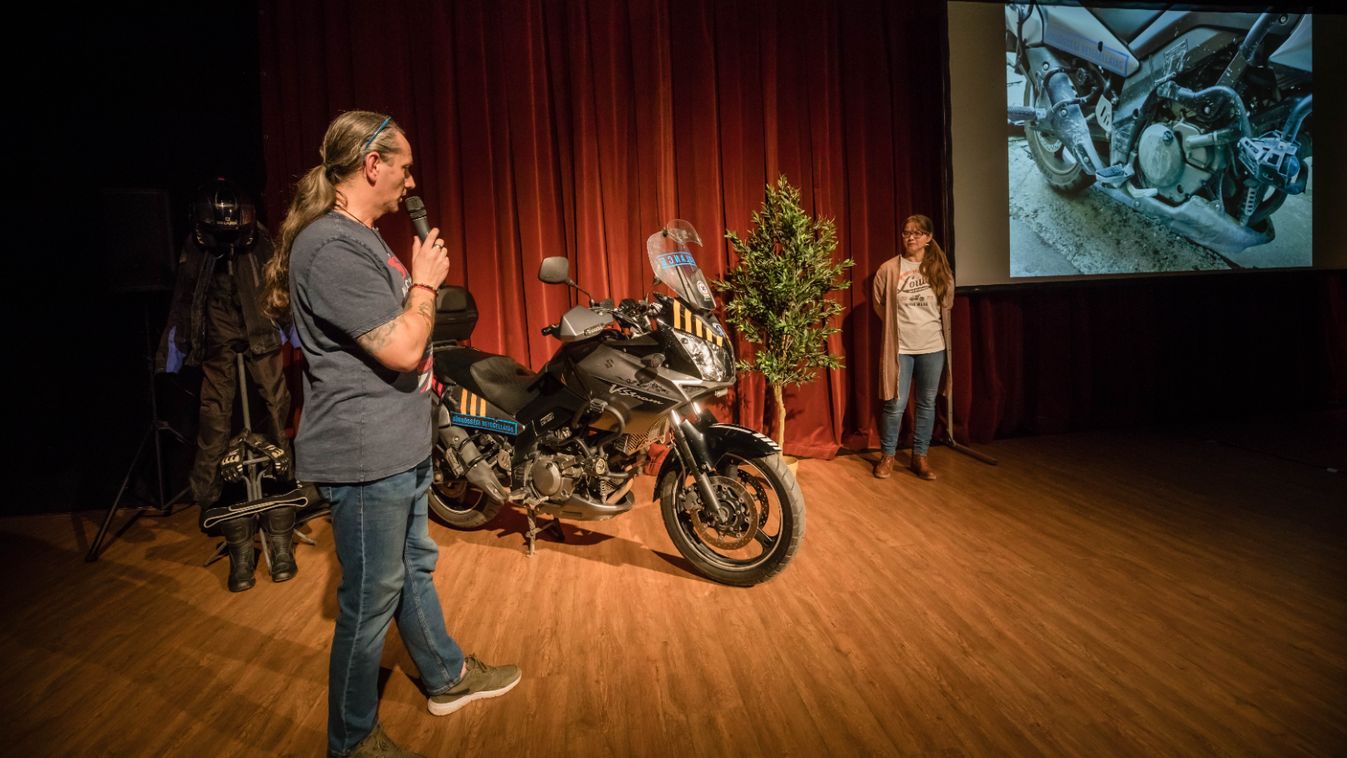 Szenvedélyük a motorozás – Mozsár Eszter és férje, Bukta Zoltán volt a Világjáró sorozat idei első vendége