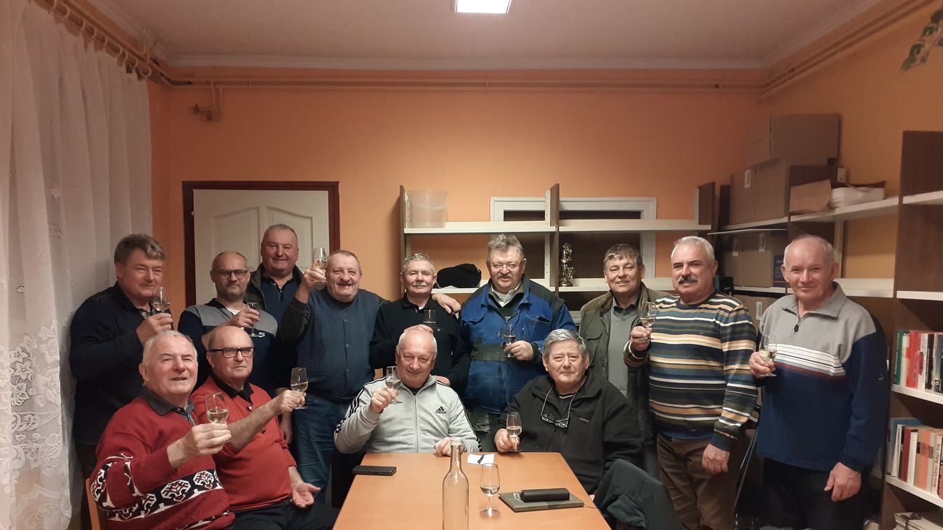 Óvatosan, de tervezgeti az idei programokat a Miklósfai Kertbarát Kör