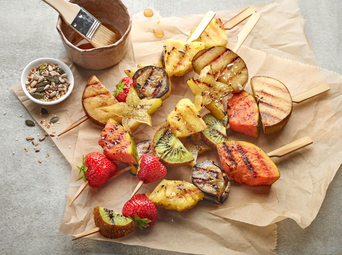 Various,Grilled,Fruit,Pieces,On,Wooden,Skewers