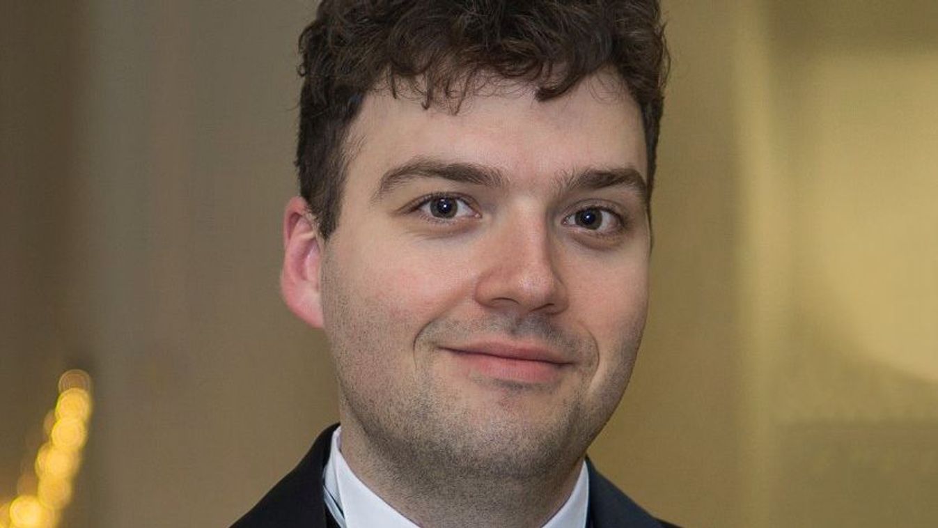 Új kórusművekkel jelentkezett a kanizsai karnagy, Gölles Martin