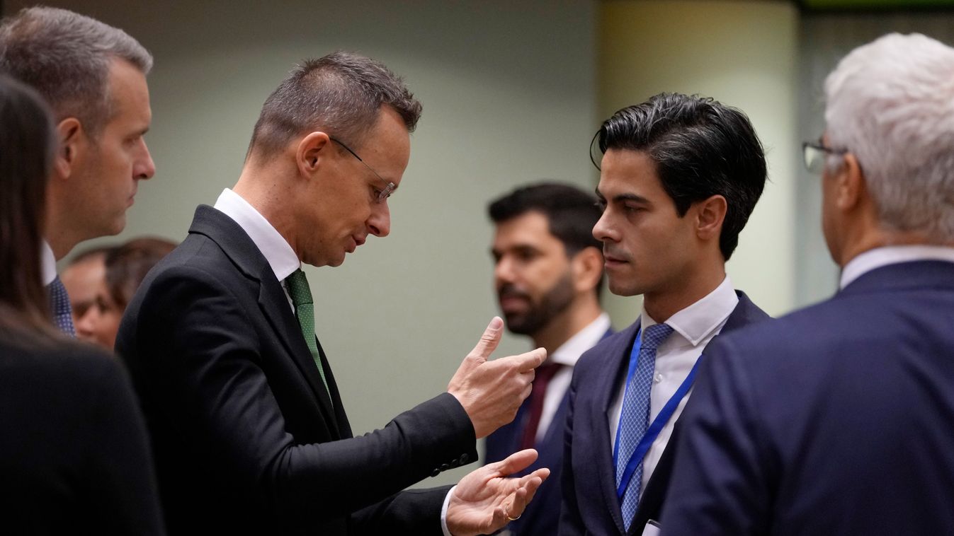 Szijjártó Péter: a kormány nem fogja támogatni a nemzeti érdekekkel ellentétes szankciókat (videó)