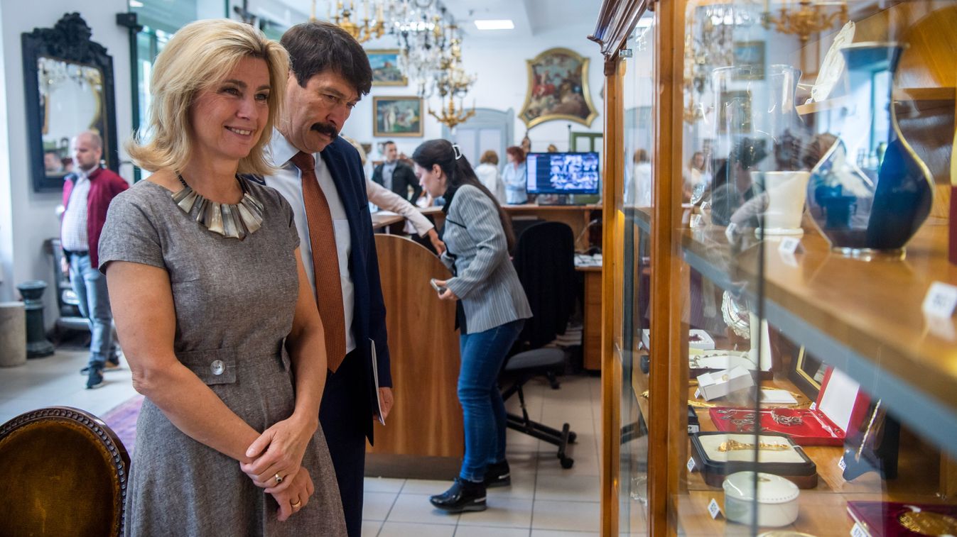 Jótékonysági árverést tart a koronavírus árvái javára a Regőczi Alapítvány
