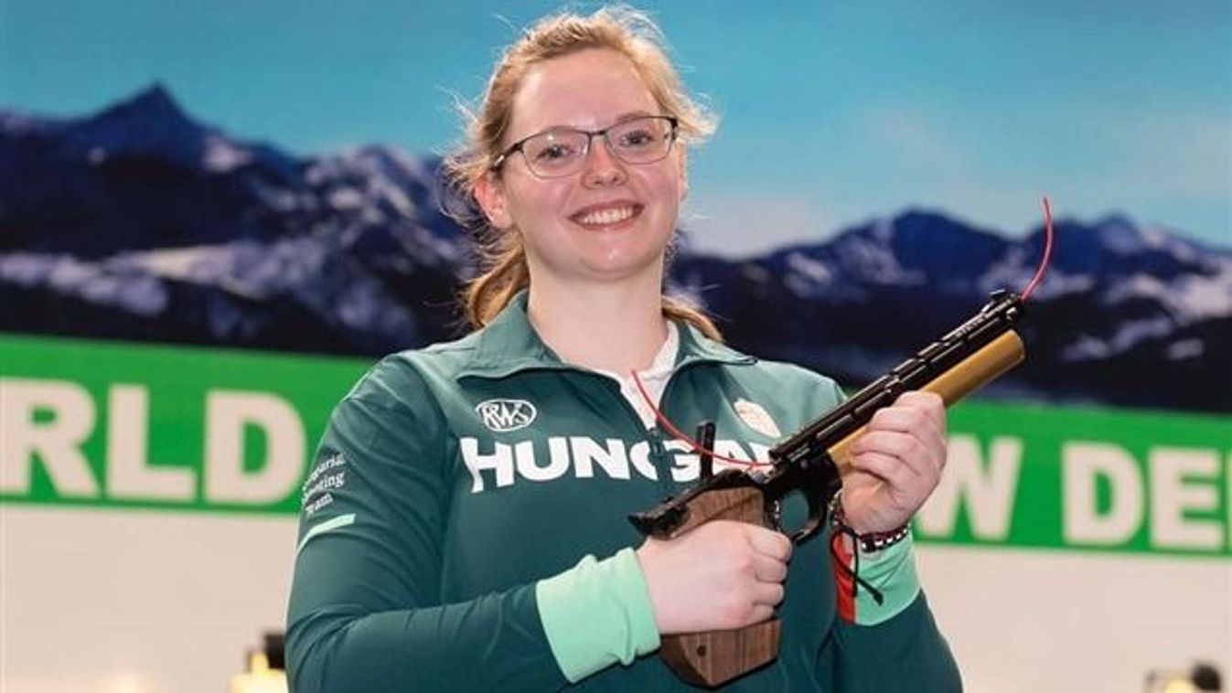 Major Veronika remekelt
