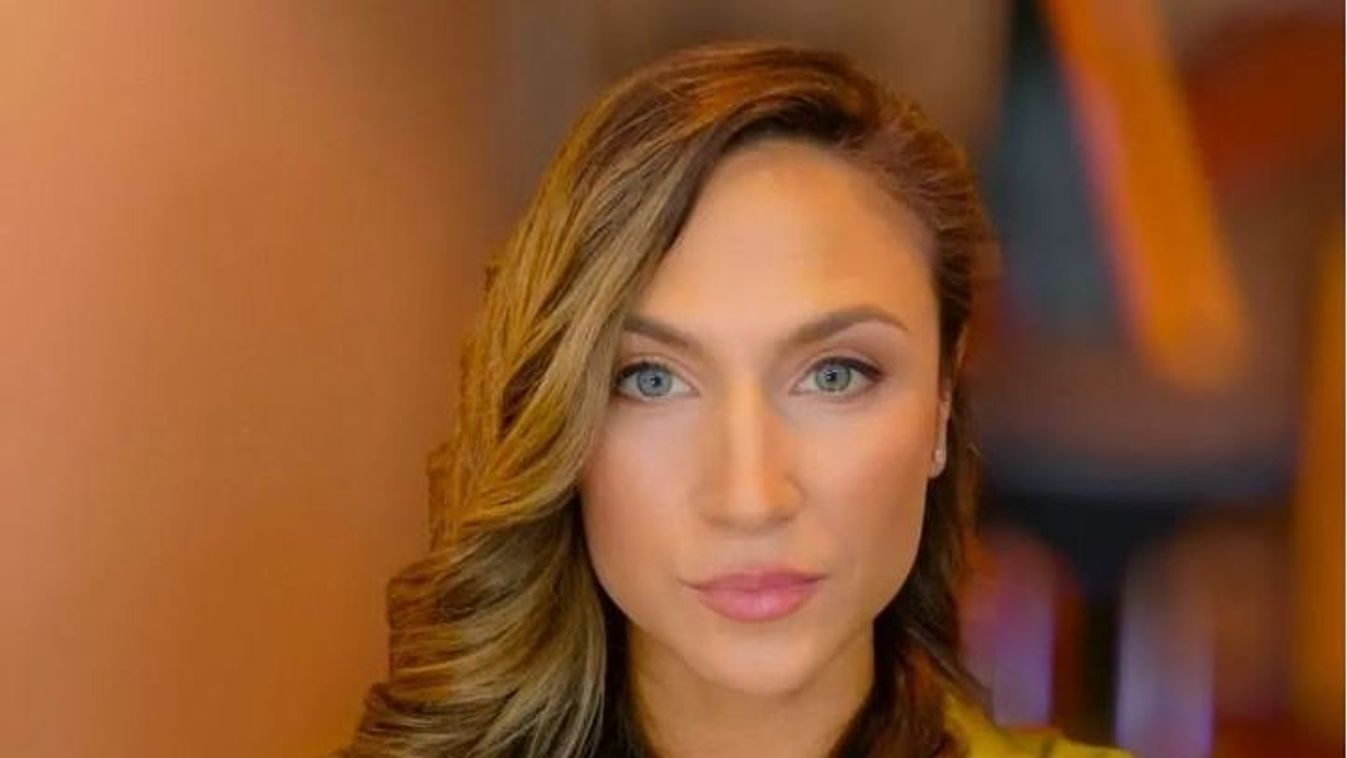 Jennifer Lopezre hasonlítana Laky Zsuzsi?