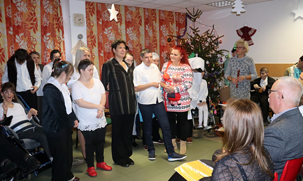 Karácsony a zalaegerszegi szeretetotthonban
