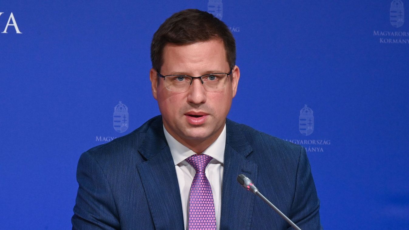 Gulyás Gergely: Magyarország ki akar maradni a háborúból (videó)