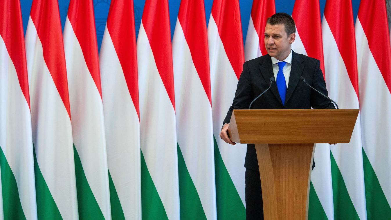 Menczer Tamás: nem a munkanélküliséget szeretnénk finanszírozni, hanem a munkahelyek megtartását