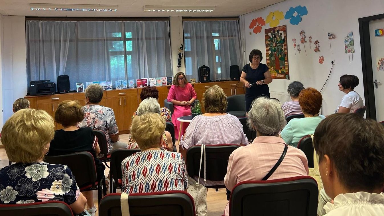 Hidasi Judit író a zalaegerszegi József Attila Városi Tagkönyvtárban