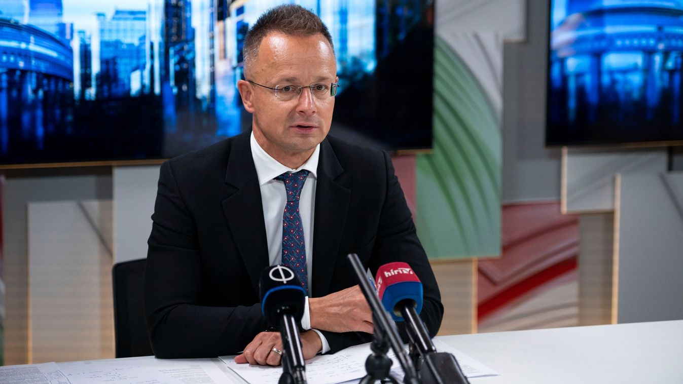 Szijjártó Péter: Donald Trump jelenti a béke reményét a világ számára (videó)