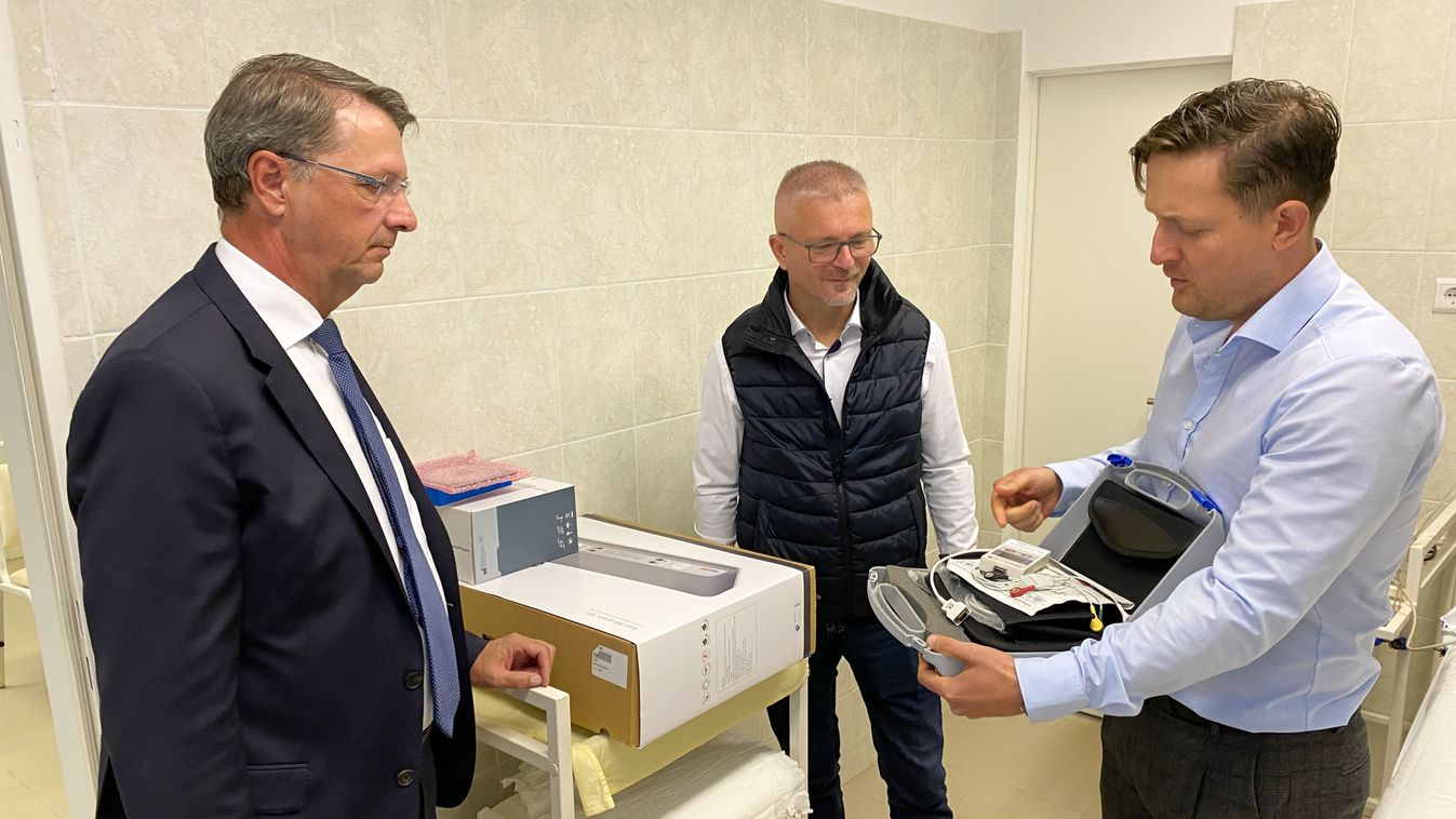 Modern épületben új eszközök segítik a gyógyulást Tótszentmártonban