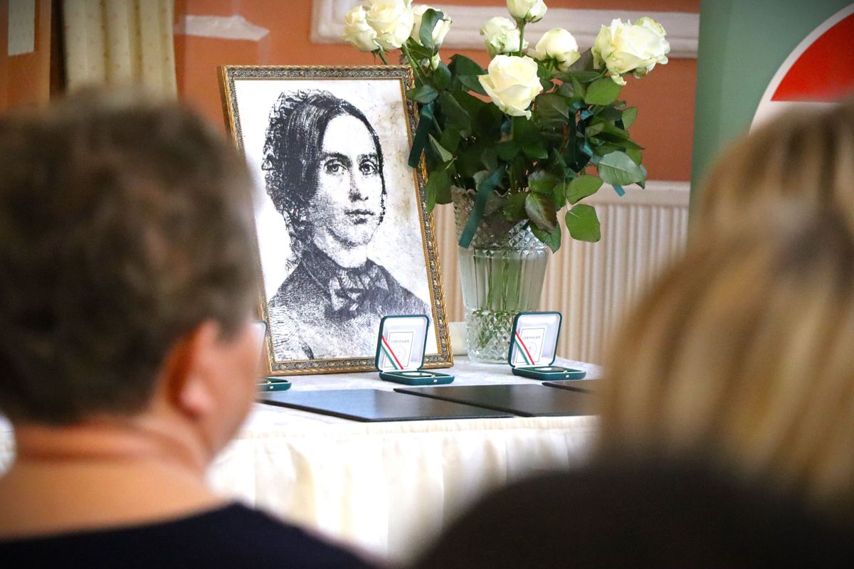 Kossuth Zsuzsanna szakmai díj