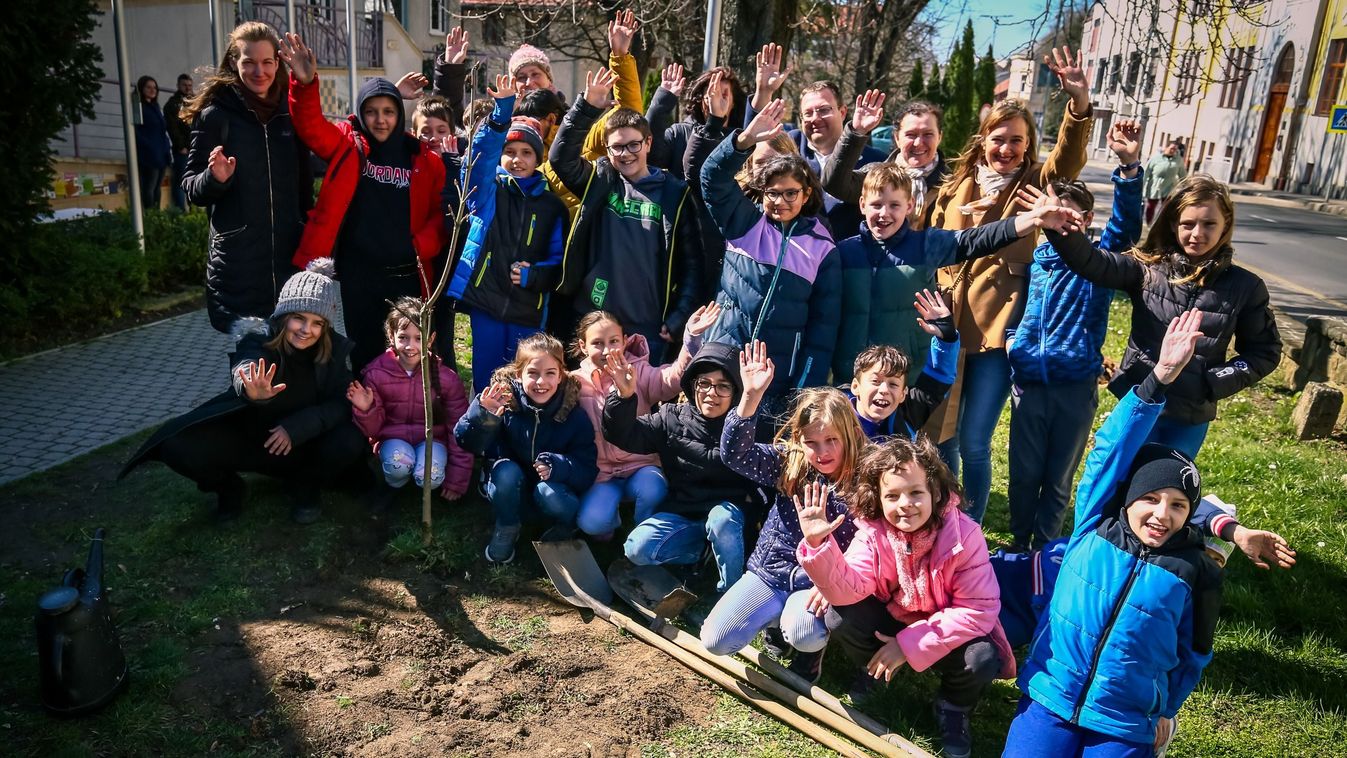 Jane Goodall nyomdokain a kanizsai iskolások (galéria, videó)