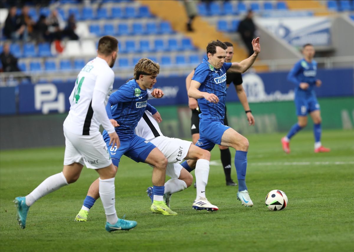 ZTE FC