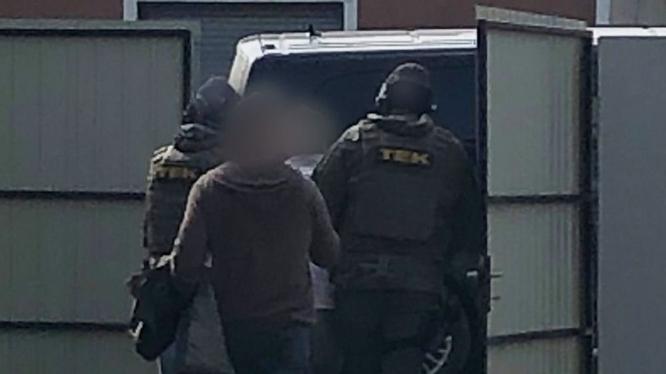Családi terror Zalában: anyja tartotta fogva a 12 éves lányt (videó)
