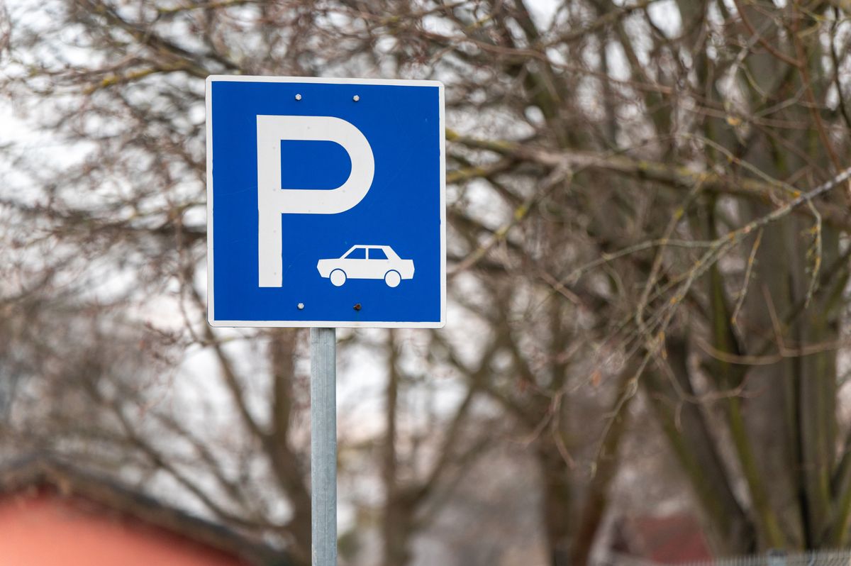 ingyenes lesz a parkolás
