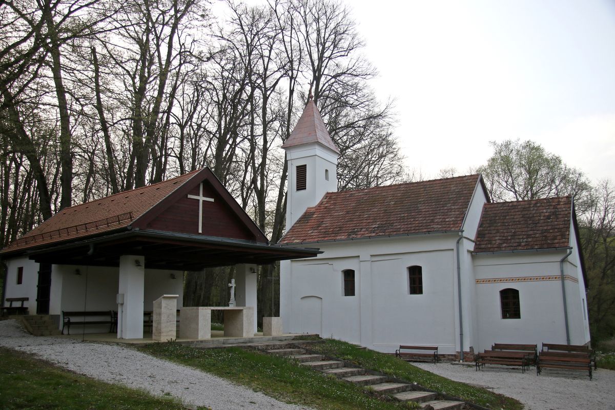 Pusztacsatár