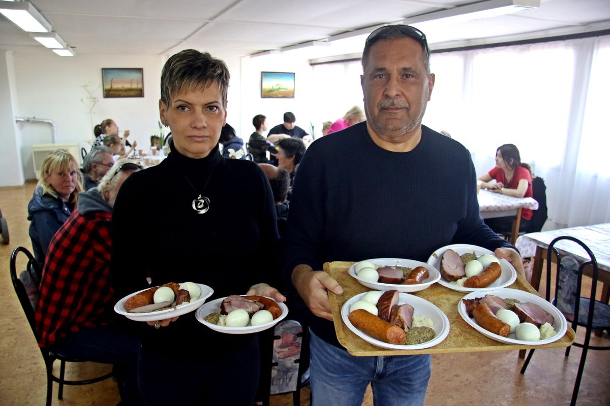 ételosztás