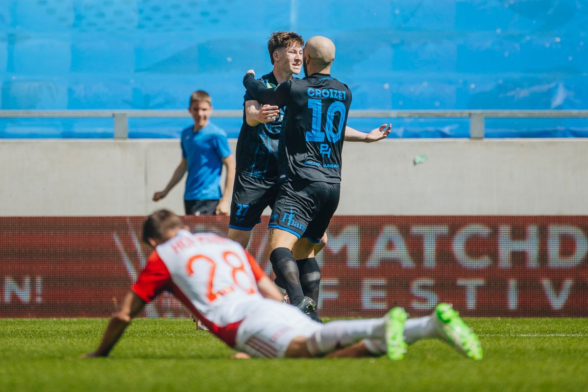 ZTE FC