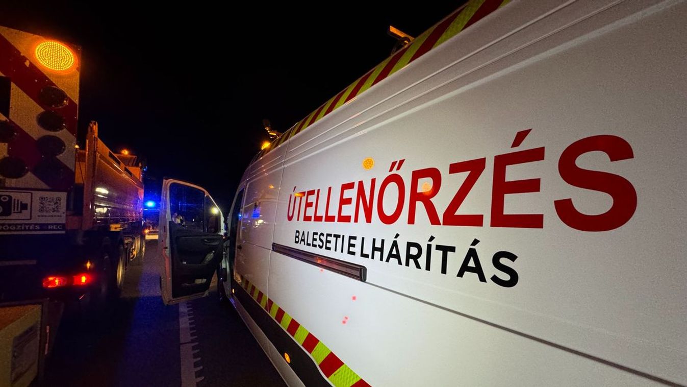 Szalagkorlátnak ütközött, meghalt a motoros az autópályán