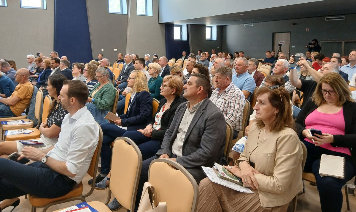 szakmai fórum