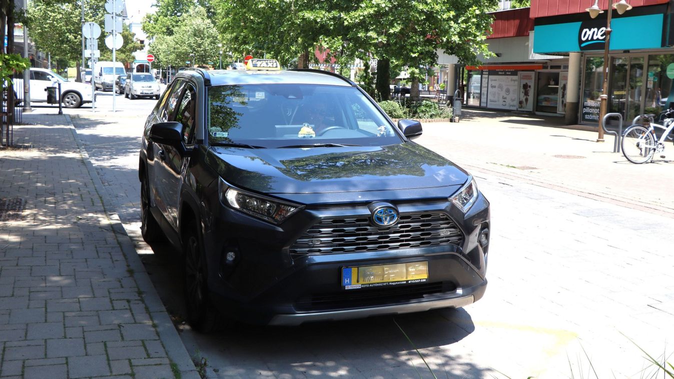 Tudta? Van eset, amikor nem kell bekapcsolni a biztonsági övet – a rendőr sem büntet!