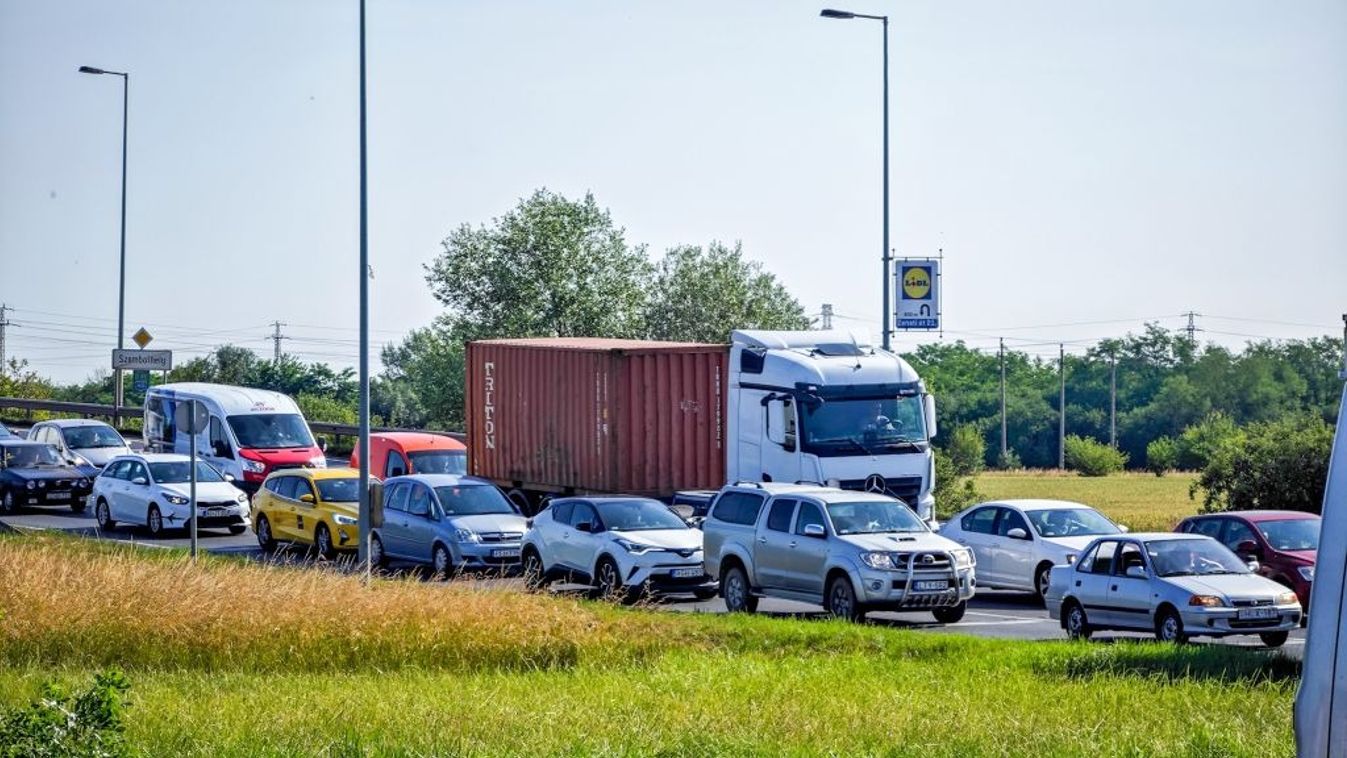 Leszakadt egy vezeték, hatalmas a dugó ezen a dunántúli főúton, ha teheti, kerülje el!
