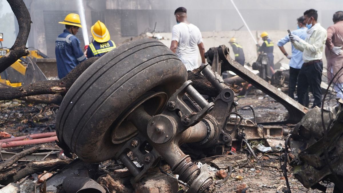 Előkerült a lezuhant Air India gép második feketedoboza is