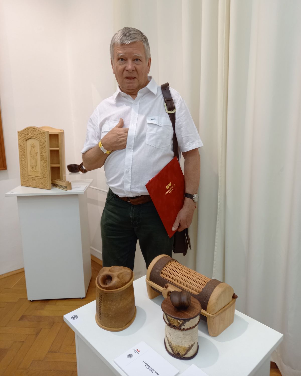 Skáfár József különdíjas a munkáival