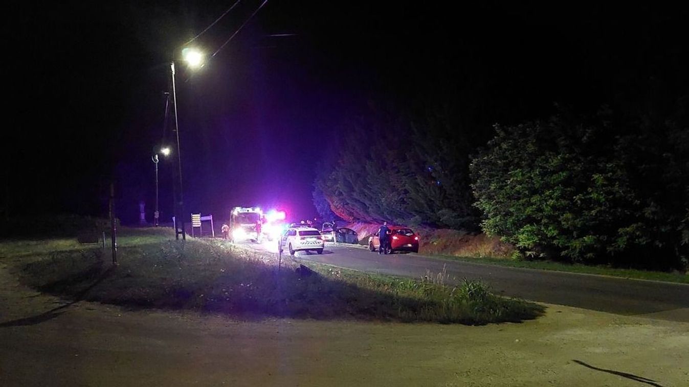 Súlyos baleset történt éjszaka a Balatonnál – tűzoltók, mentők, rendőrök lepték el a település utcáját