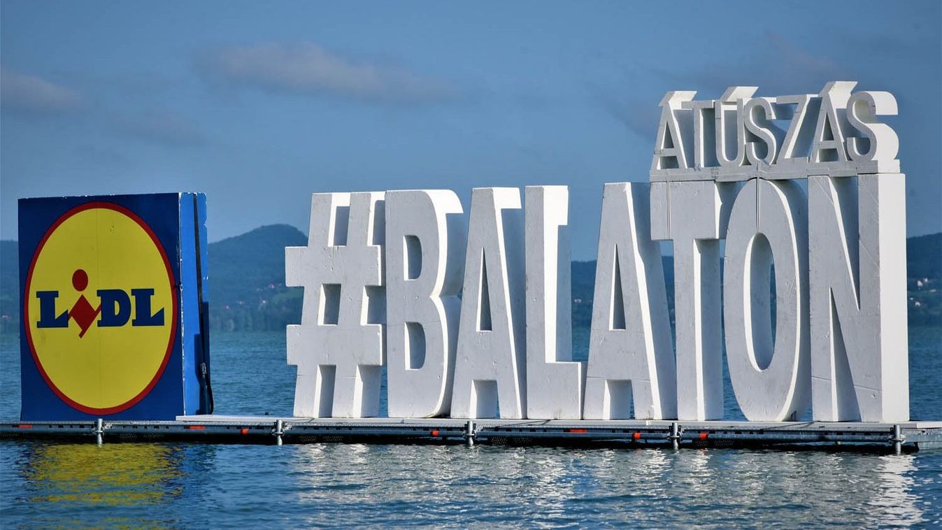 Hihetetlen: a várható vihar miatt megint lefújták a Balaton-átúszást