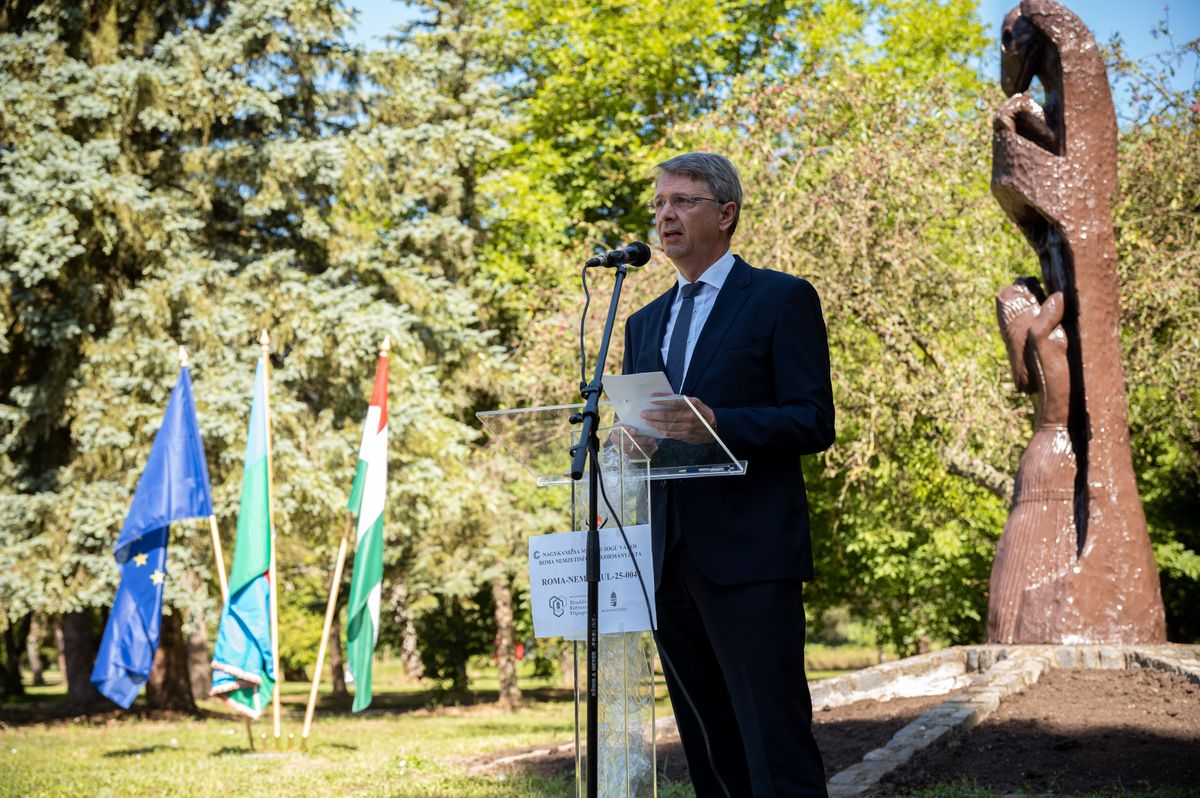A roma holokauszt áldozataira emlékeztek Nagykanizsán