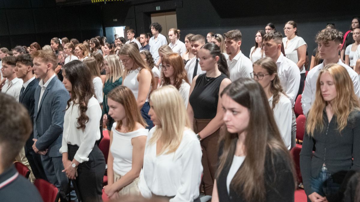 Az egészségügyben akarnak dolgozni, rekordszámú hallgató Zalaegerszegen (galéria, videó)