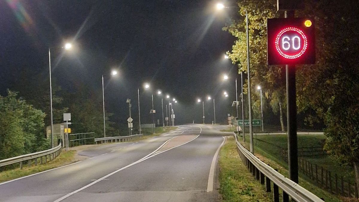 Lassíts ezen a zalai útszakaszon, mert újra kihelyezték a sebességkorlátozó jelzőtáblát!