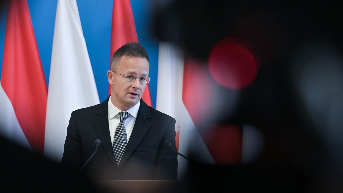 Szijjártó Péter: nincs társadalmi csoport, amely ne lenne kárvallottja egy esetleges Tisza-kormánynak (videó)