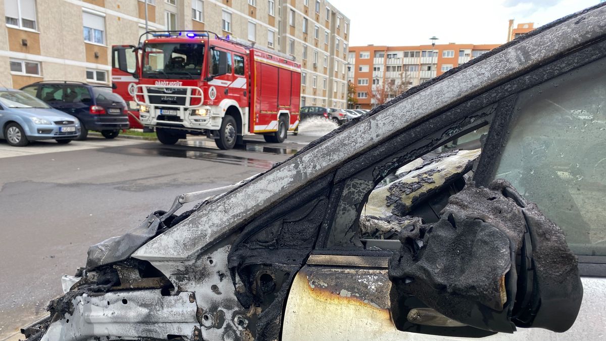 Borzalmas tűz pusztított egy zalai társasház parkolójában (galéria, videó)