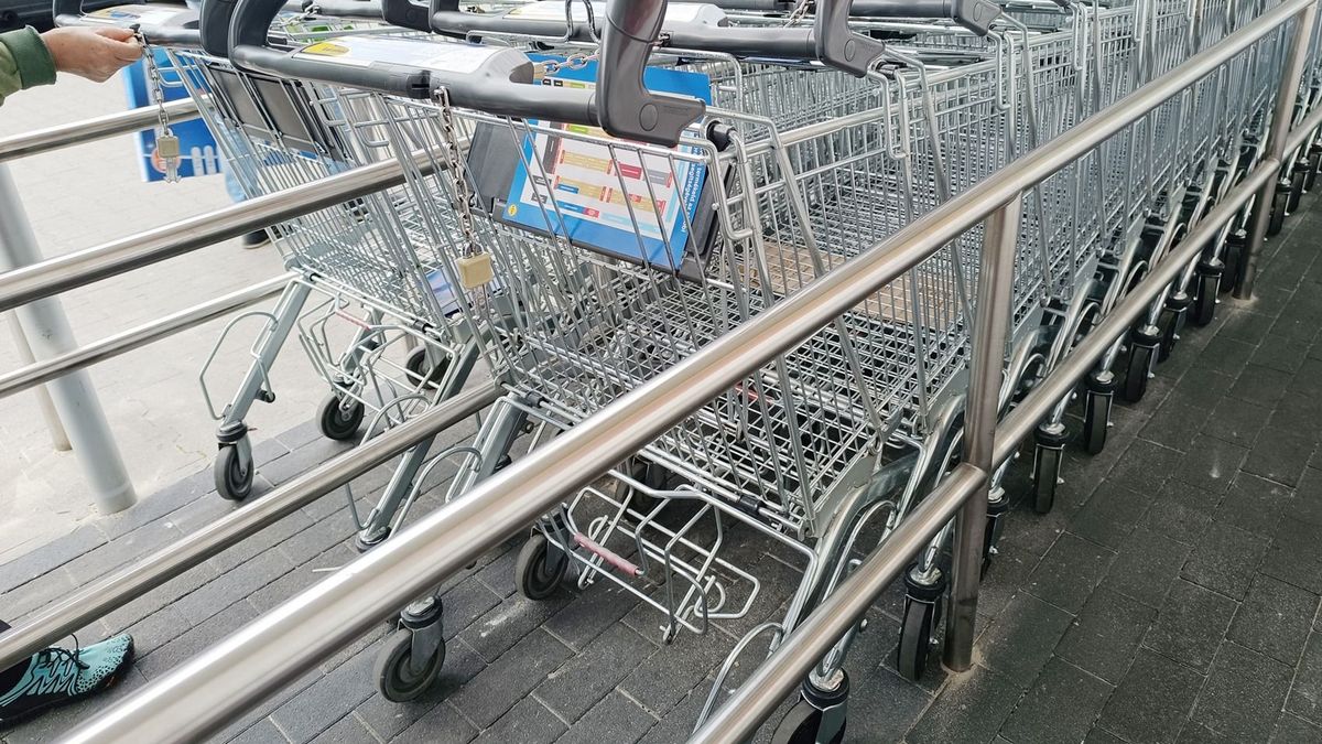 Ennek az áruháznak a bevásárlókocsiját csak úgy nem tolhatod már haza – Zalában is lesz ilyen?