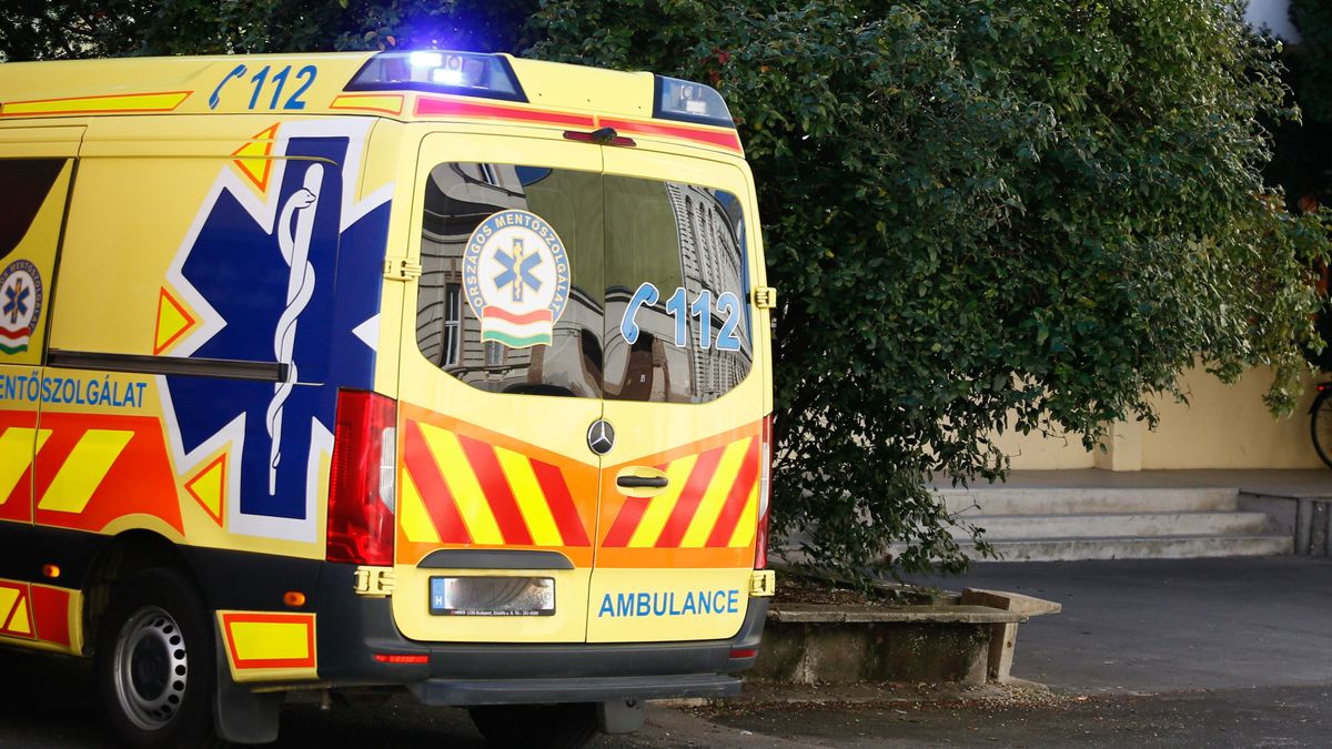 Baleset történt Zalában: traktor és személyautó ütközött, tűzoltók dolgoznak a helyszínen