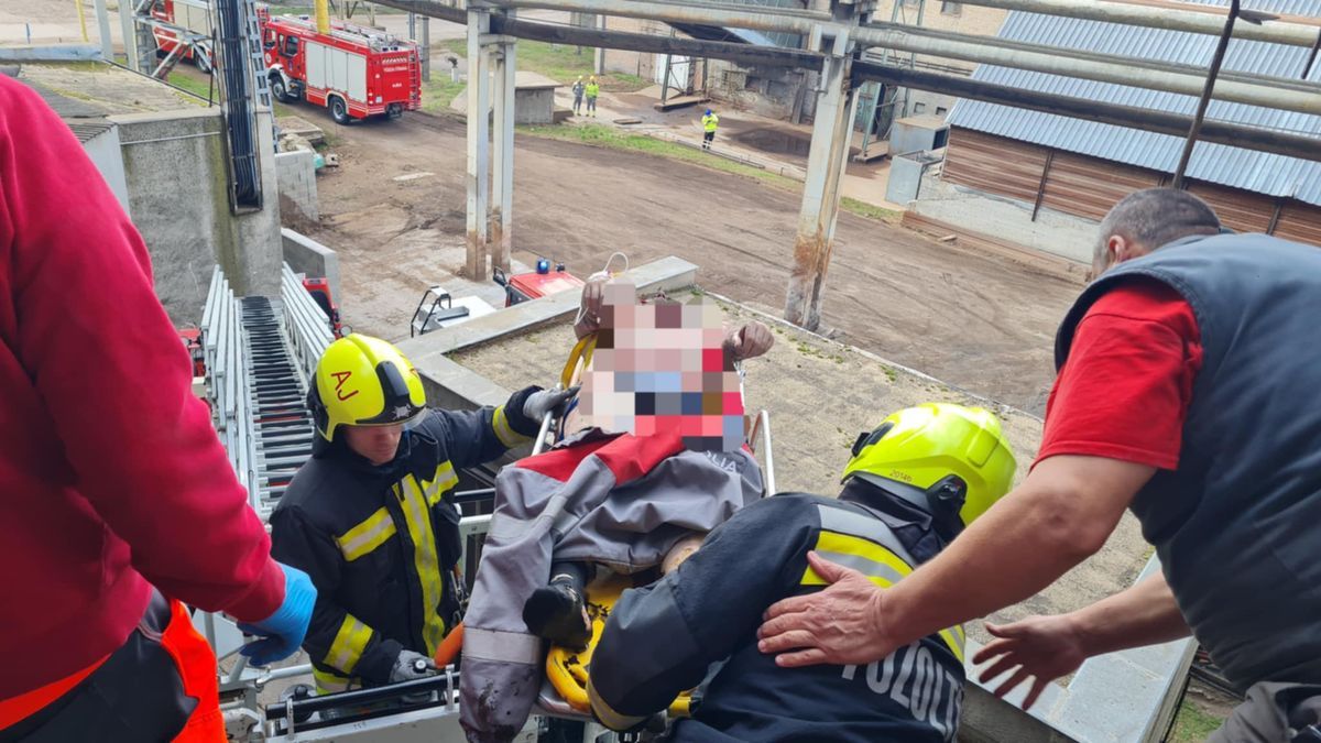 Súlyos munkabaleset történt a dunántúli városban: hárman megsérültek, egyiküket az intenzíven kezelik