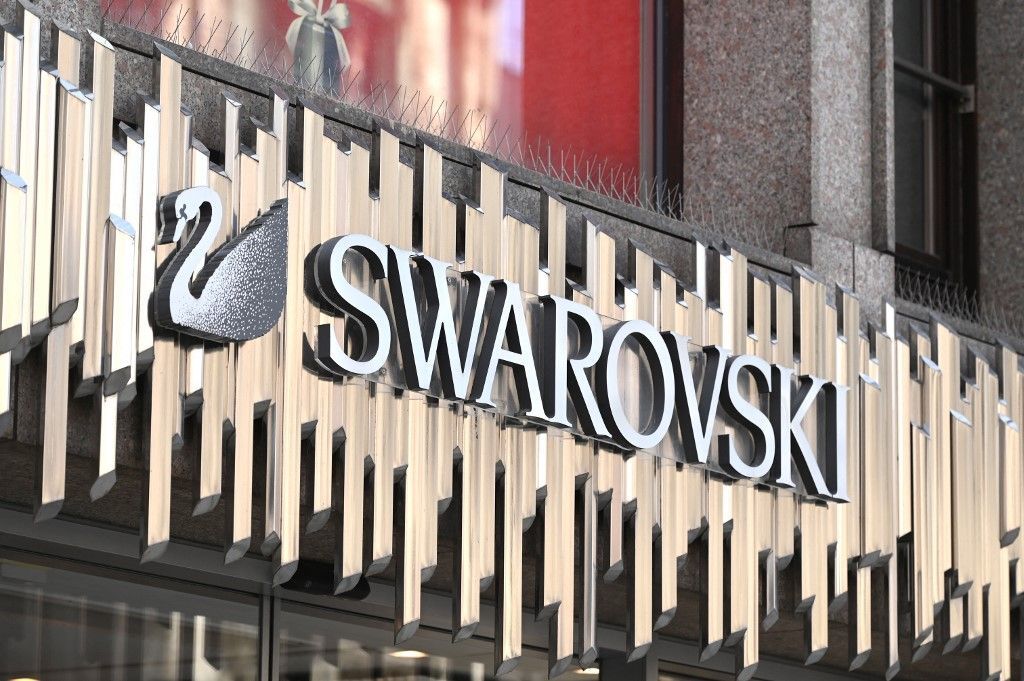 Swarovski kristályékszerek, leépít az osztrák cég