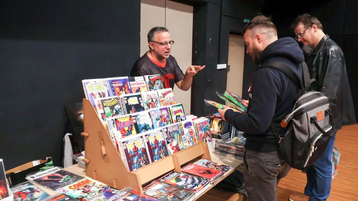 Kuriózum: Van egy zalai férfi, akinek a ruháiért gyűjtők adnának vagyonokat (galéria)