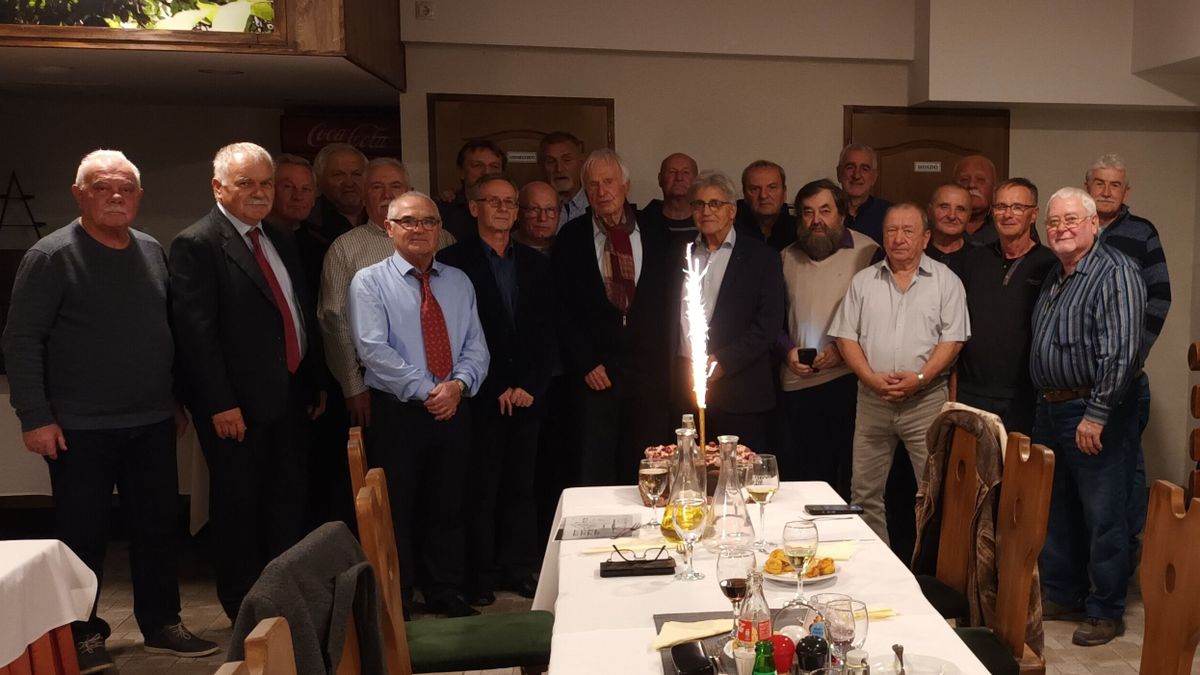 Eljött hát az ötvenedik is -  fél évszázaddal később is találkozott a 4/C